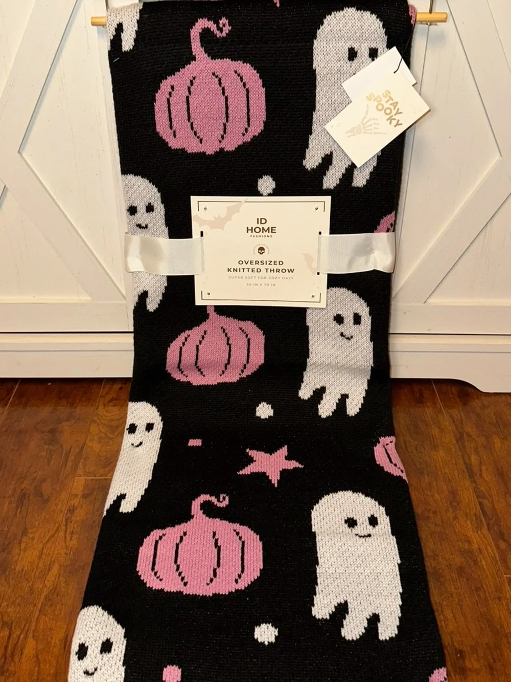 Pink Pumpkin & Ghost Oversized Knitted Throw Blanket